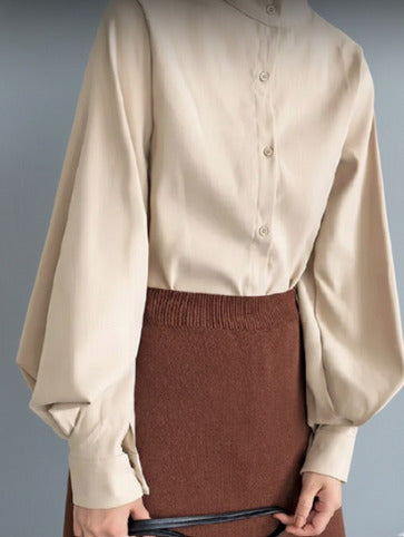 The Vintage Bell-Shaped Blouse